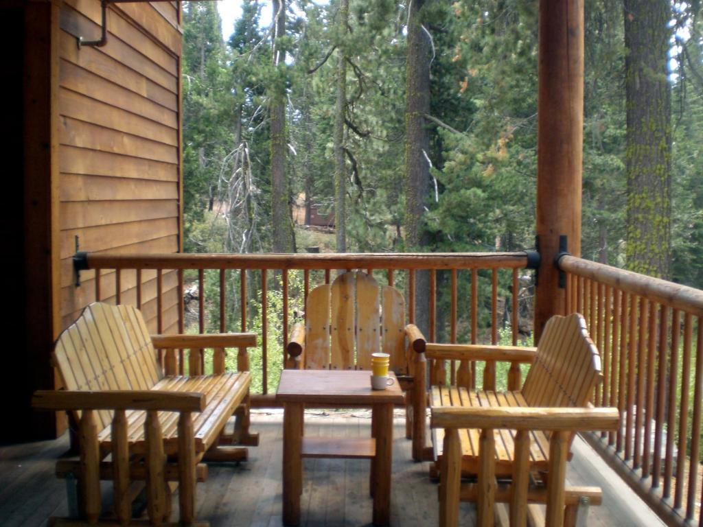 John Muir Lodge Hume Екстер'єр фото